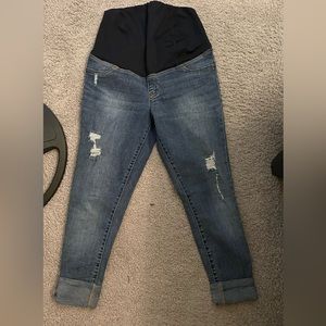 NWOT Maternity Capri’s